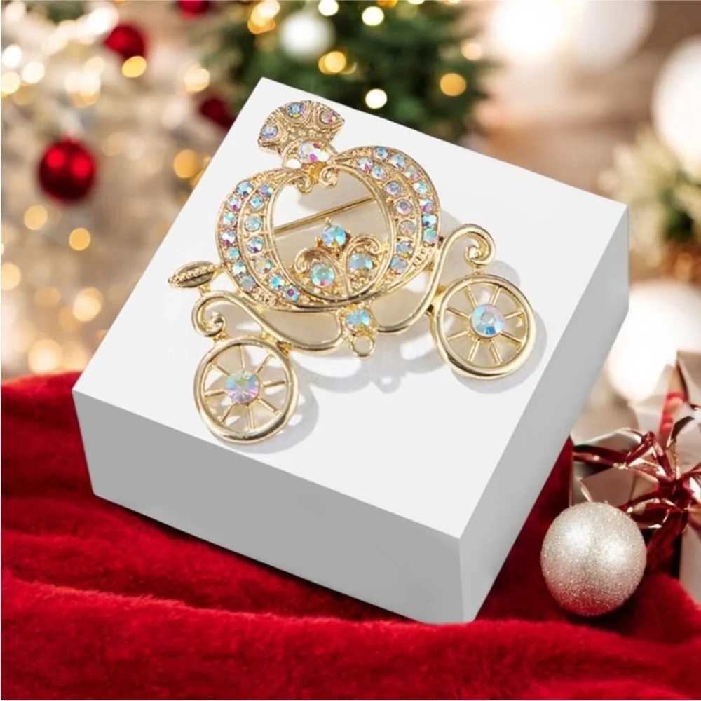 UNBRANDED Royal Pumpkin GOLD-TONE Carriage Brooch With Crystal AB RHINESTONES